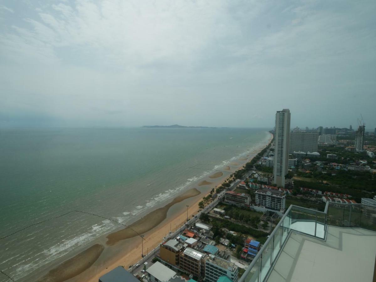 Aeras - The Ultimate Beachfront Experience Джомтьен Экстерьер фото